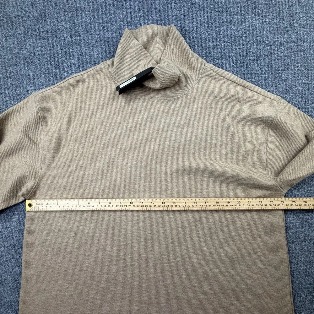 Banana Republic Beige‎ Knit Turtleneck Sweater Mens L Lightweight Soft NWT